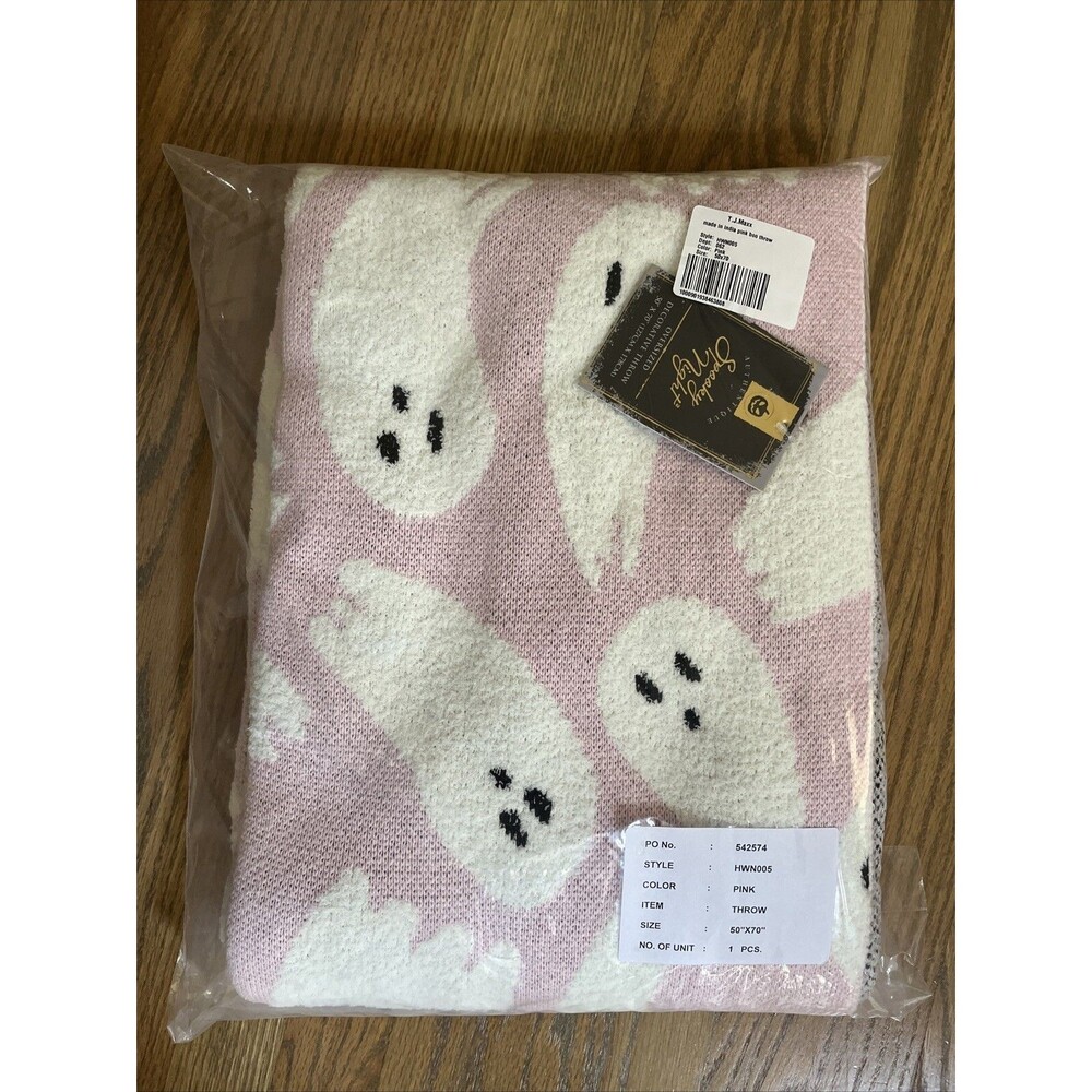 Spooky Night Pink Ghost Blanket Halloween Throw 50x60 Reversible New In Package